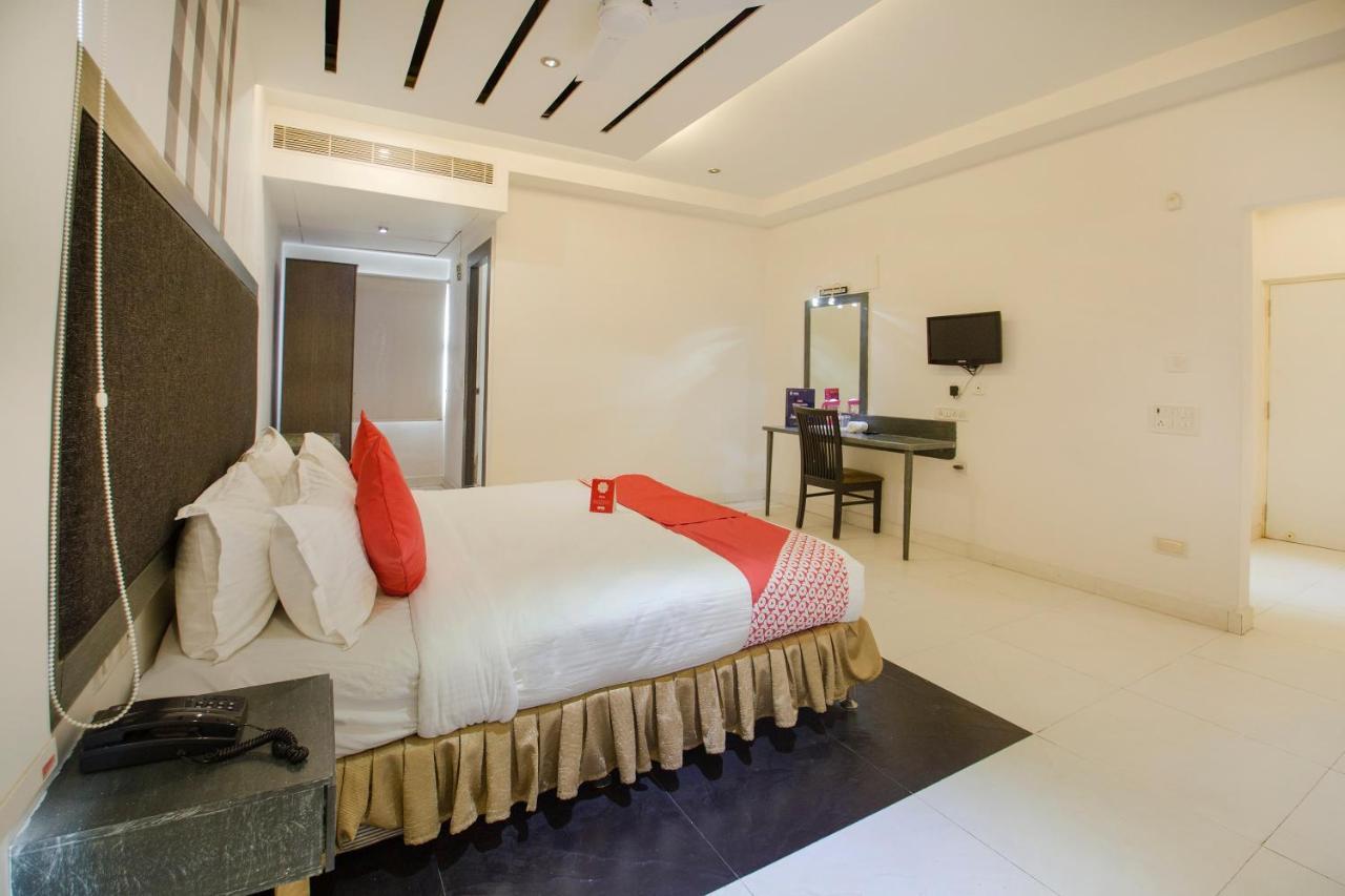 OYO 10139 Hotel Palak Residency Haiderabad Buitenkant foto