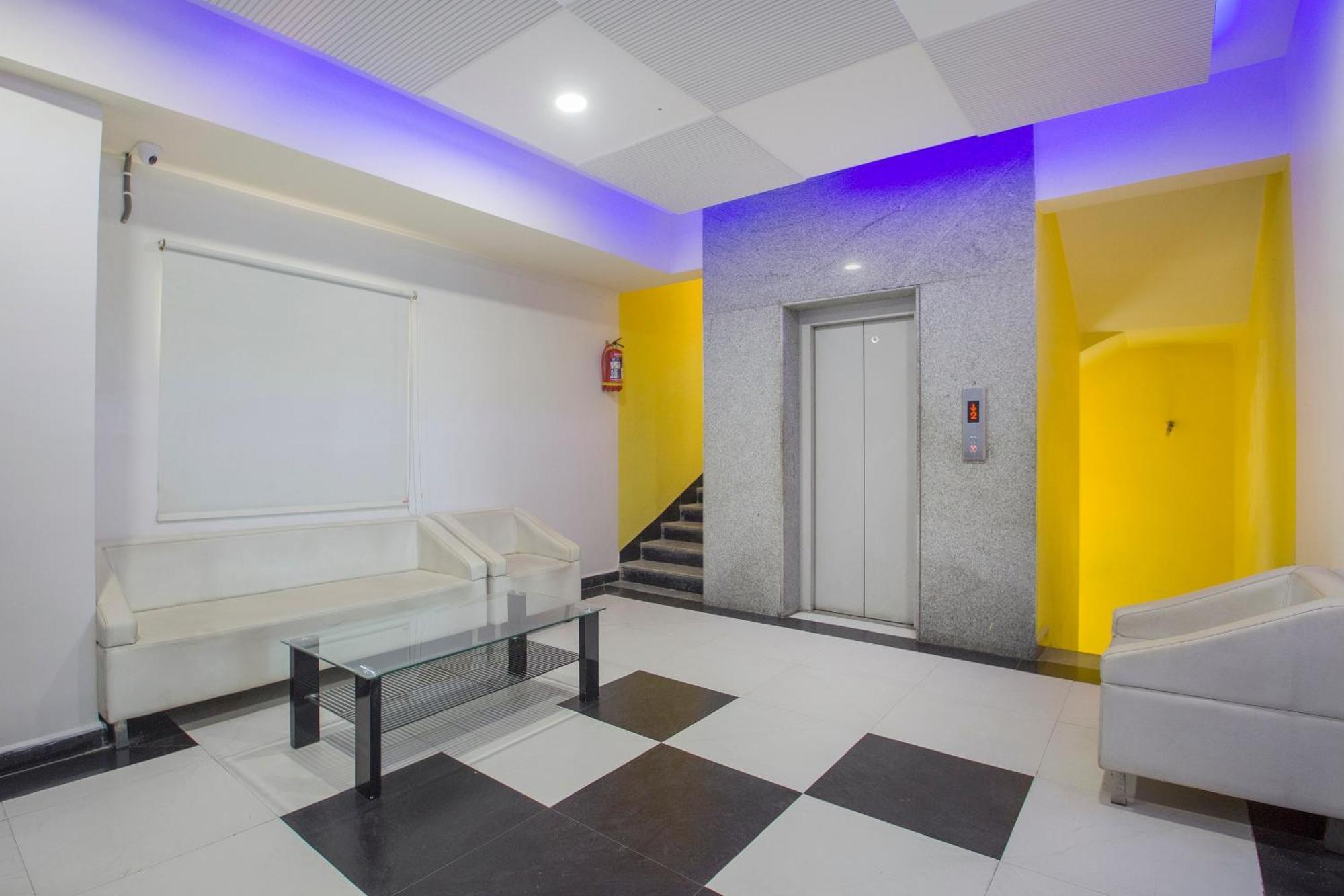 OYO 10139 Hotel Palak Residency Haiderabad Buitenkant foto
