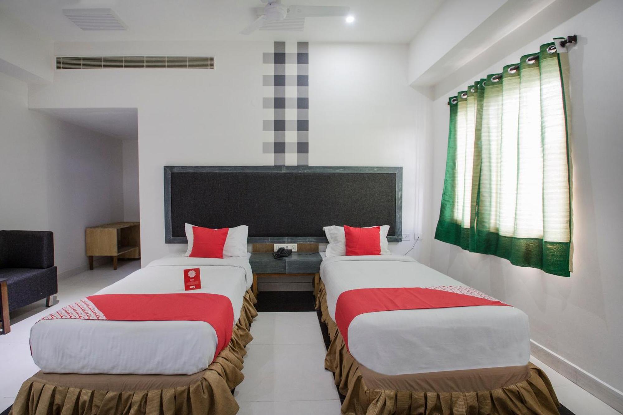 OYO 10139 Hotel Palak Residency Haiderabad Buitenkant foto