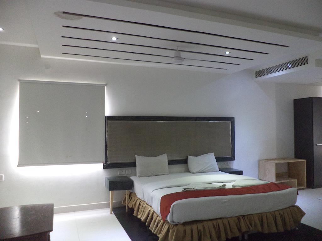 OYO 10139 Hotel Palak Residency Haiderabad Buitenkant foto