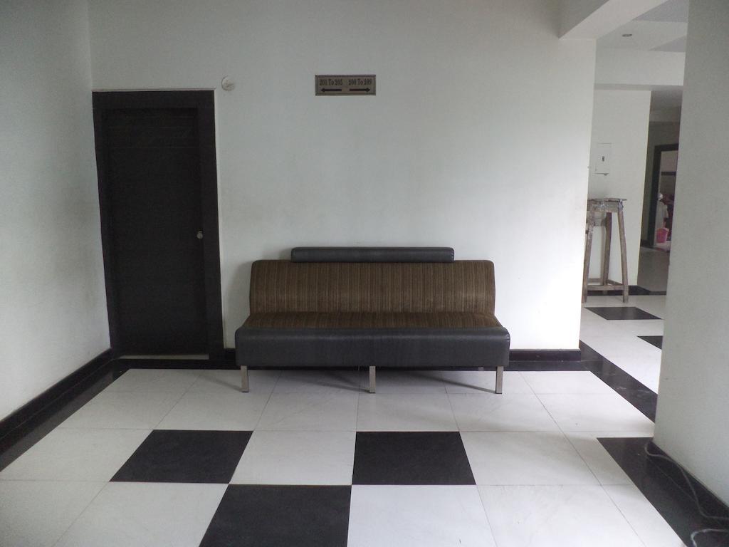 OYO 10139 Hotel Palak Residency Haiderabad Buitenkant foto